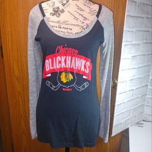 Med. Reebok Chicago Blackhawks Women's Long Sleeve Tee